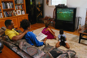 african-american-family-watching-TV-2